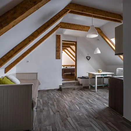 Lägenhet Birtok Mandula Apartmanhaz