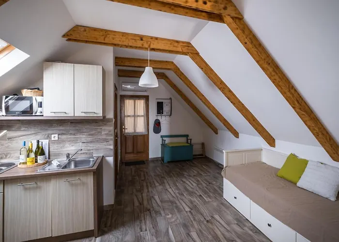 Birtok Mandula Apartmanhaz *